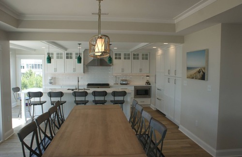 Bethany Beach Casa | Recientemente renovado, espectacular, piscina, pasos a playa privada, Multi Million $ Home