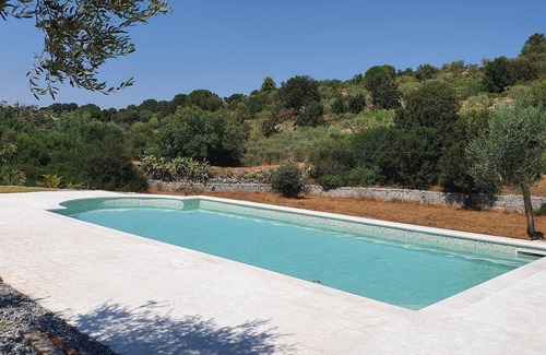 Cisternino Casa | Recently restored holiday home in a quiet and private area.