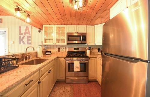 Oxford Casa | Recently updated home on Thompson Lake with gorgeous sandy beach!