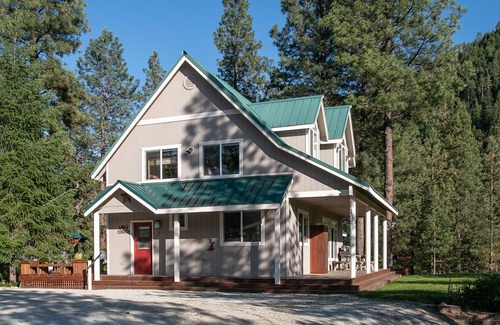 Leavenworth Casa | Recharge by The River
