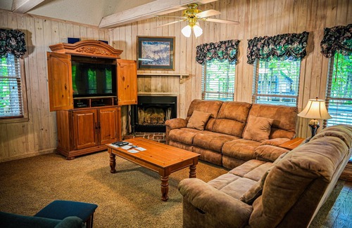 Pine Mountain Cabina | Pine Mountain Club Chalets - Offlake Three Bedroom # 32 - No admite mascotas