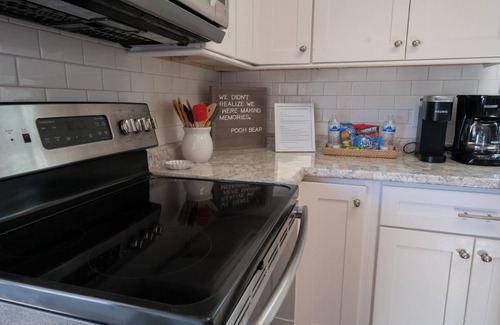 Spring City Casa | Rector Creek Retreat, Perfect for Football Weekends & Lakeside Relaxation