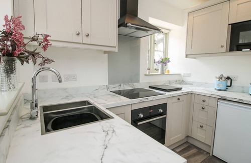 Felton Cabaña | RECTORY COTTAGE, admite mascotas en West Felton, Ref 1001316