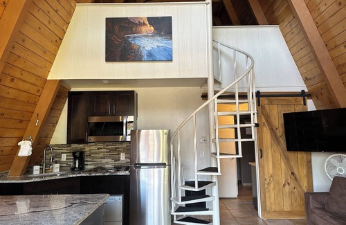 Oak Creek Hotel | Red Agave Resort