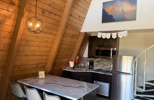 Oak Creek Hotel | Red Agave Resort