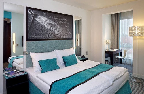 Smichov Hotel | Red and Blue Design Hotel Prague