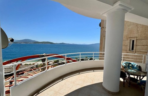Jala Apartamento | Red Apartment Saranda