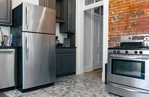 Lafayette Square Casa | Red Brick Row by StayLage
