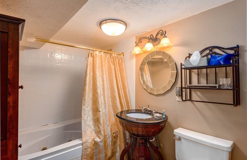 Eureka Springs Historic District Cama Y Desayuno | Red Bud Manor