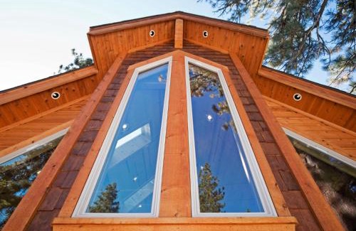 Tahoe City Casa | Red Cedar on North Shore - Beautiful 3BR w Gorgeous Furnishings in Tahoe City