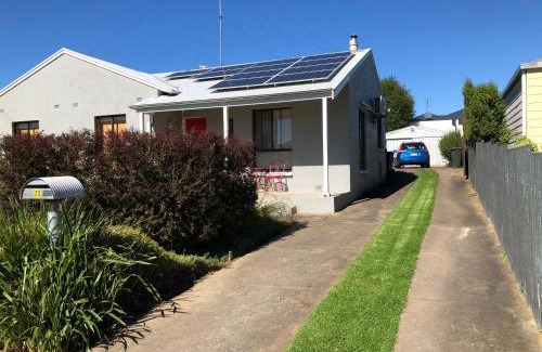 Mount Gambier Casa | Red Door Cottage