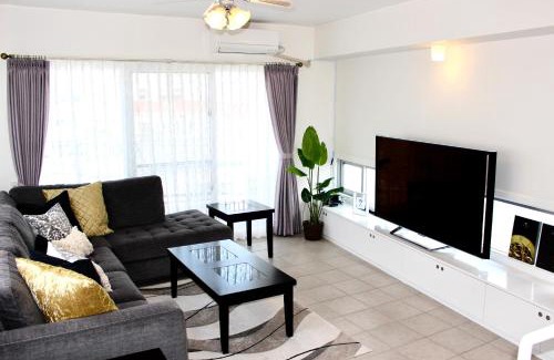 Makiminato Apartamento | Red Dragon Okinawa-モダンデザインが映える贅沢な一棟貸切ステイ