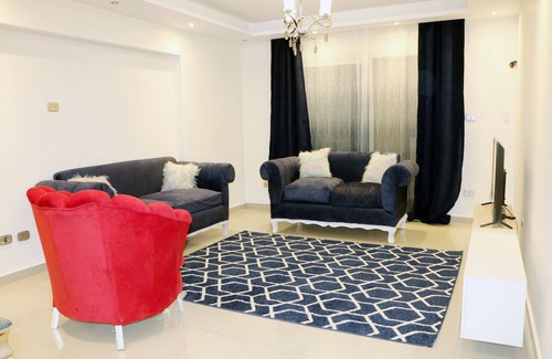 Nasr City Apartamento | Red Flower in Palm City Compound 1 Hour to the sea