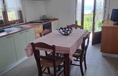 Arizzano Apartamento | RED FOUNTAIN HOUSE 2