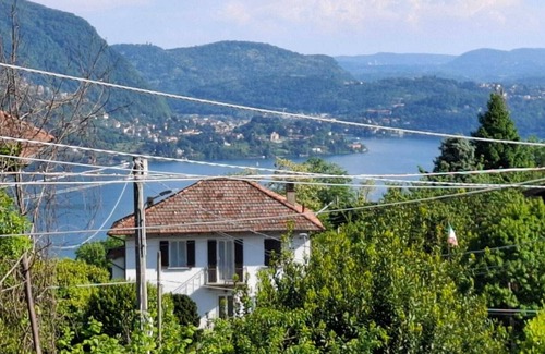 Arizzano Apartamento | RED FOUNTAIN HOUSE 2