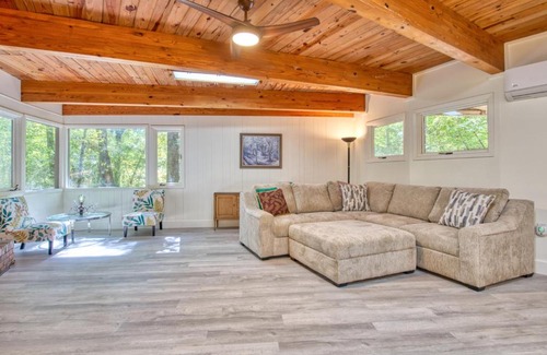 Franklin Casa | Red Fox Den