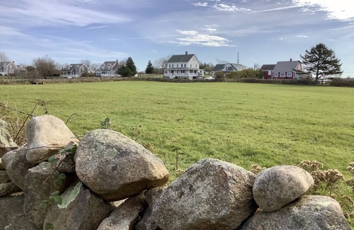 Block Island Casa | Red Gate Farm: Lovingly Maintained Block Island Farmhouse