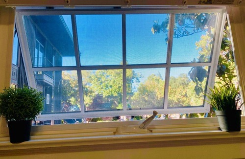 Downtown North Apartamento | Red Gem in downtown Palo Alto.