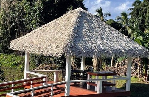 Rarotonga Villa | Red Hibiscus Villa 2