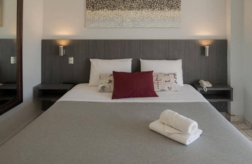 Downtown Santiago Hotel | Red Hotel Centric Santiago