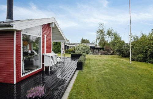 Vejlby Fed Casa | Red House By Fyn's Coast Awaits Cosiness