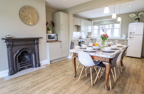 Welshpool Cabaña | Red House Farm, LLANFAIR CAEREINION