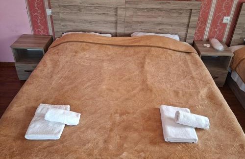 Akhaltsikhe Cama Y Desayuno | Red house