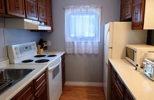 Linkletter Casa | Red Island Cozy Casa