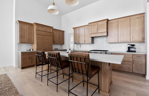 Heber Casa | Red Ledges Luxury Retreat, 90 Day Min Stay, Golf Privileges, DV Ski Shuttle