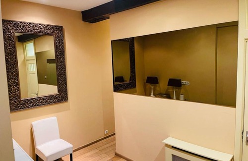 Red Light District Casa | Red light district B & B canal view