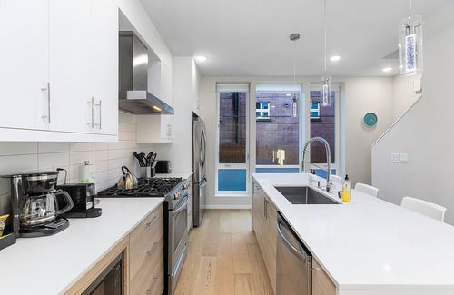 Leschi Apartamento | Red Maple Retreat in Judkins Park