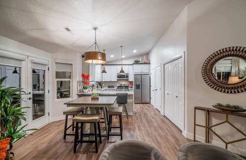 Ivins Casa | Red Mountain Oasis Entire home Pet Friendly 5 minutes- Snow Canyon Park-Tuacahn