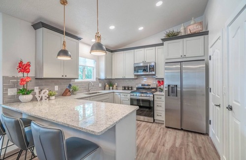 Ivins Casa | Red Mountain Oasis Entire home Pet Friendly 5 minutes- Snow Canyon Park-Tuacahn