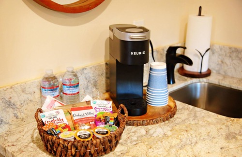 Three Rivers Casa | Red Mountain Suite 1 mile to Sequoia Natl Park!