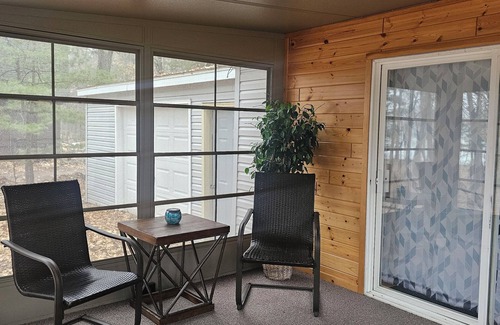 Tomahawk Cabina | Red Oak Retreat - Cabin on the Water