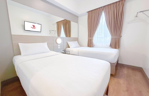 Paranaque Hotel | Red Planet Manila Aseana City