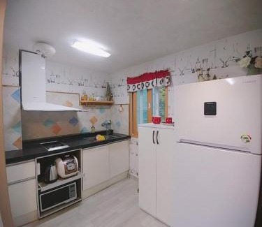Irun-myeon Casa | Red Praha Pension