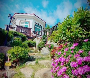 Irun-myeon Casa | Red Praha Pension