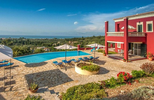 Sfakera Villa | 300 m² Villa ∙ 8 habitaciones ∙ 14 personas