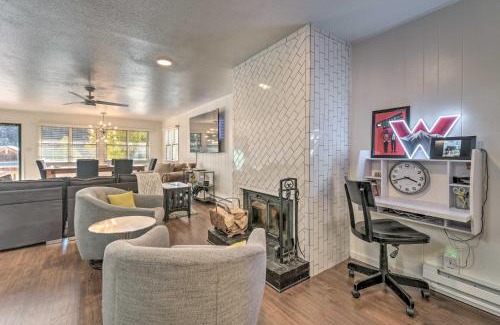 Red River Apartamento | Red River Condo on Main Street with Mtn View!