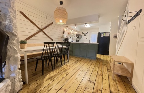 Red River Casa | Red River Getaway- Ski in/Ski Out, Updated Townhome, Best location, Sleeps 10