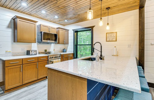 Heidelberg Casa | Red River Gorge Barndominium: Dog Friendly!