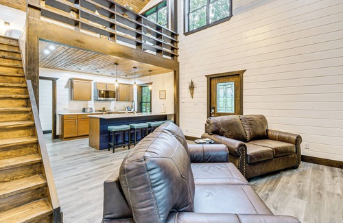 Heidelberg Casa | Red River Gorge Barndominium: Dog Friendly!