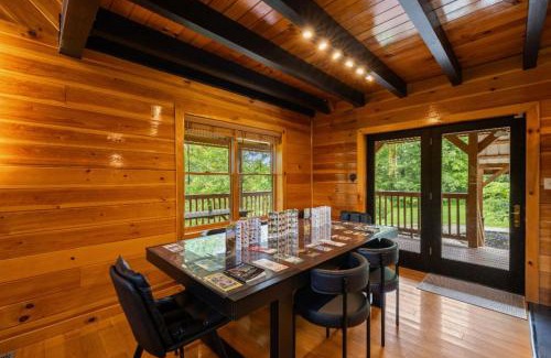 Rogers Casa | Red River Gorge Family Cabin with Hot Tub