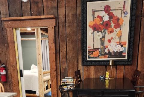 Stanton Casa | Red River Gorge Farmhouse 50 Acres