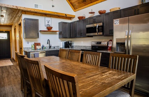 Campton Cabina | Red River Gorge Lazy Squirrel Hottub Firepit Wi-Fi
