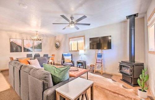 Red River Casa | Red River Retreat Walk to Lifts, Mtn Views!