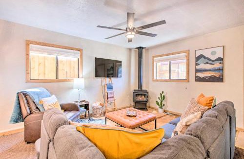 Red River Casa | Red River Retreat Walk to Lifts, Mtn Views!