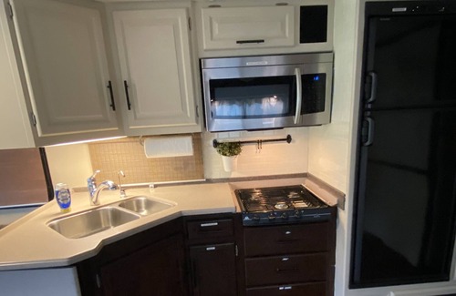 Foothills Casa | Red Rocks RV! Full Hookup!