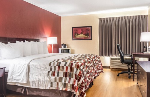 Austinburg Hotel | Red Roof Inn Ashtabula - Austinburg